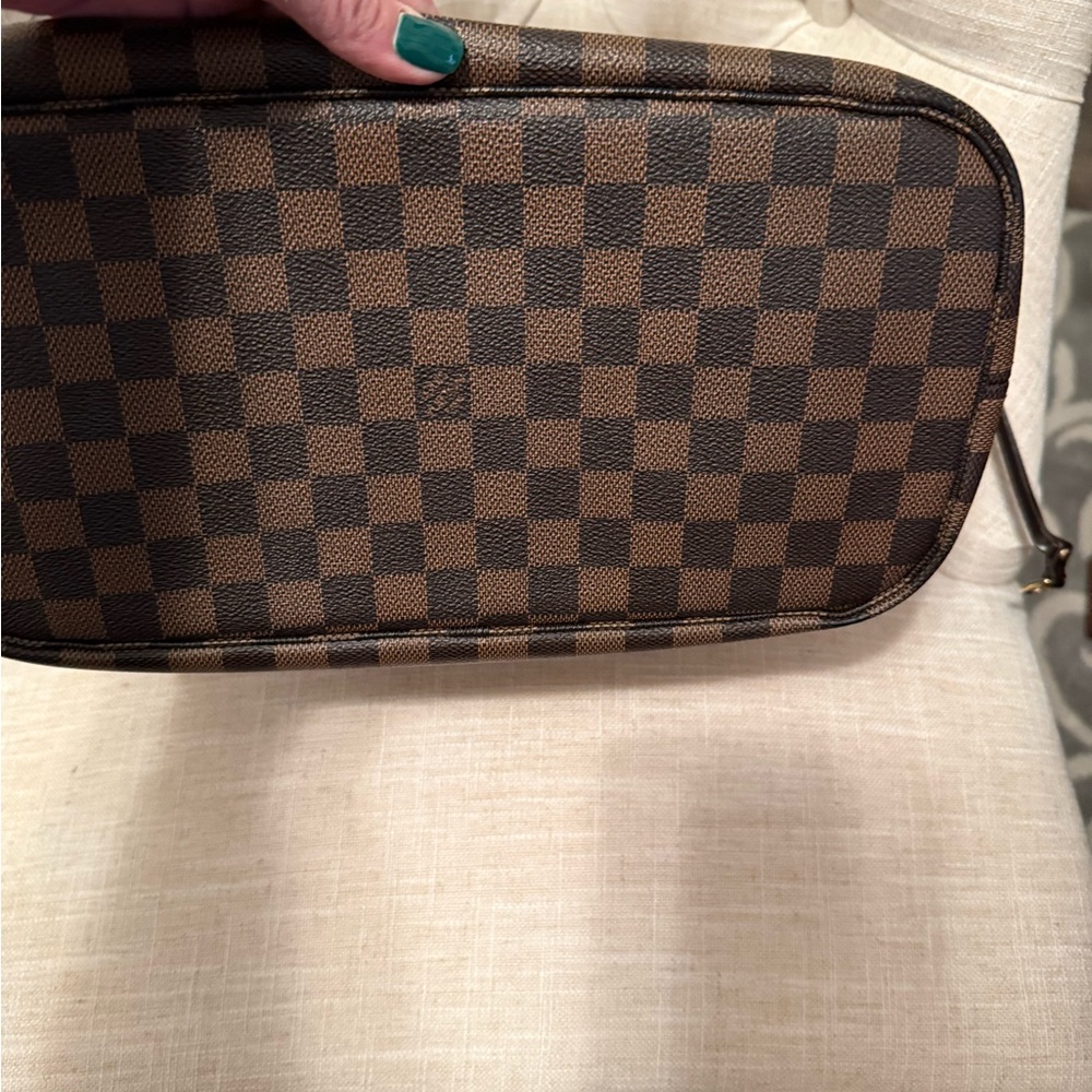 Louis Vuitton Damier Ebene Brown Checkered Tote - Picture 11 of 16